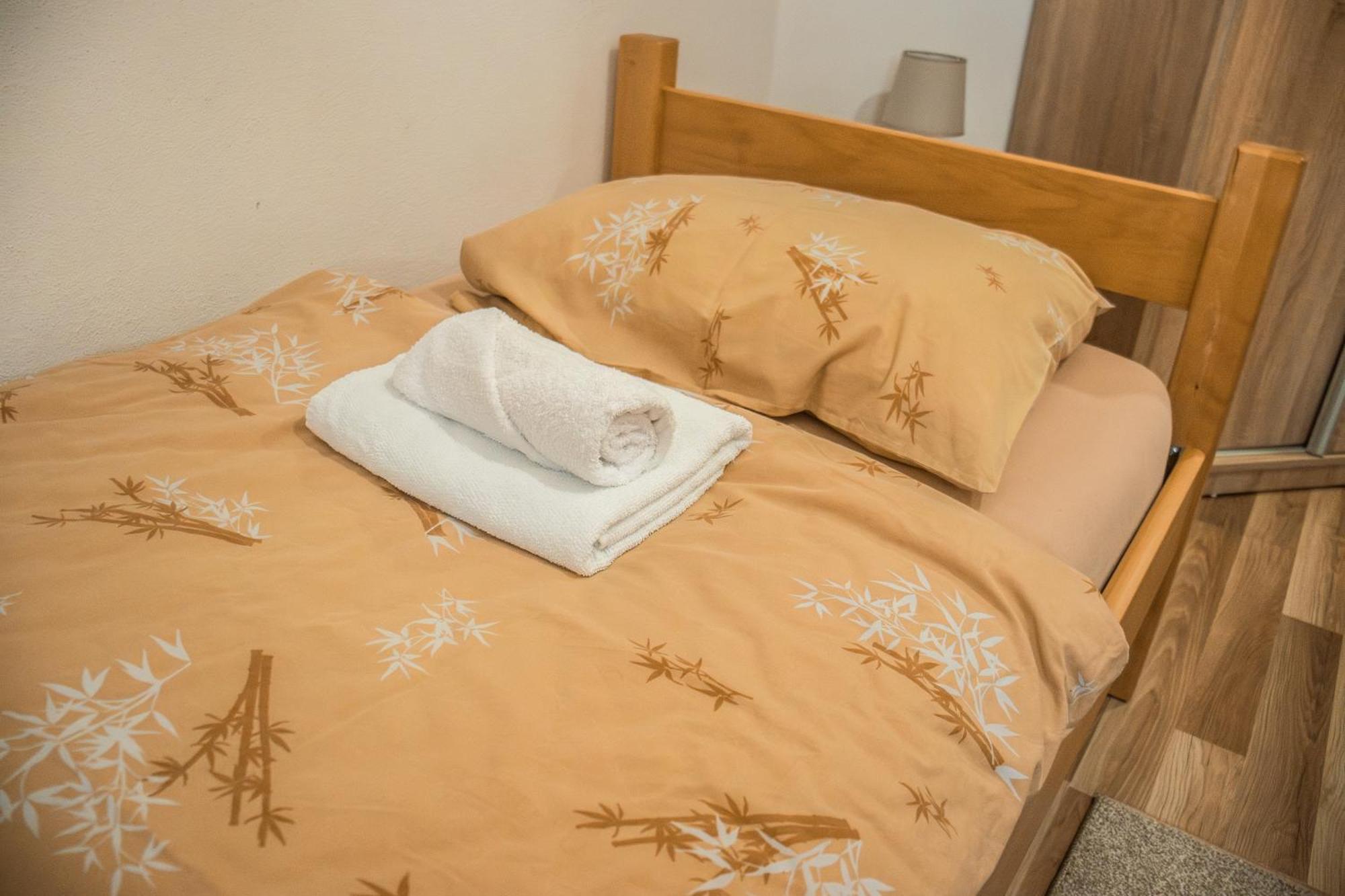 Apartments Basic Високо Экстерьер фото