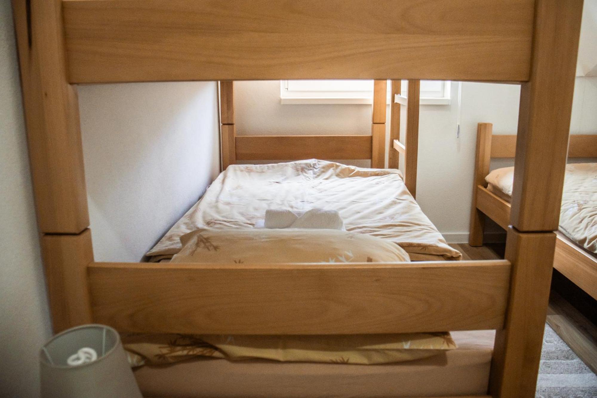 Apartments Basic Високо Экстерьер фото