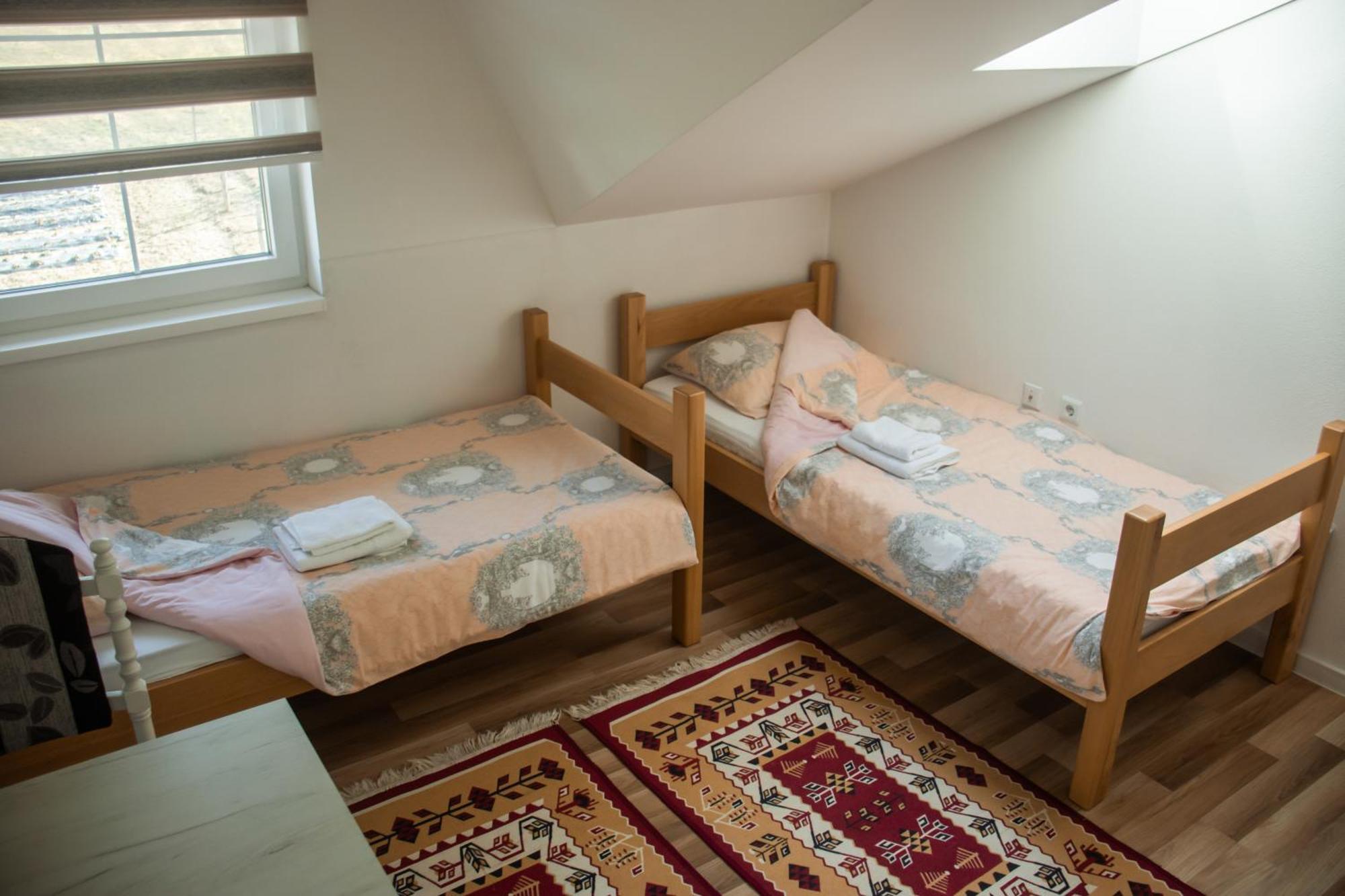 Apartments Basic Високо Экстерьер фото