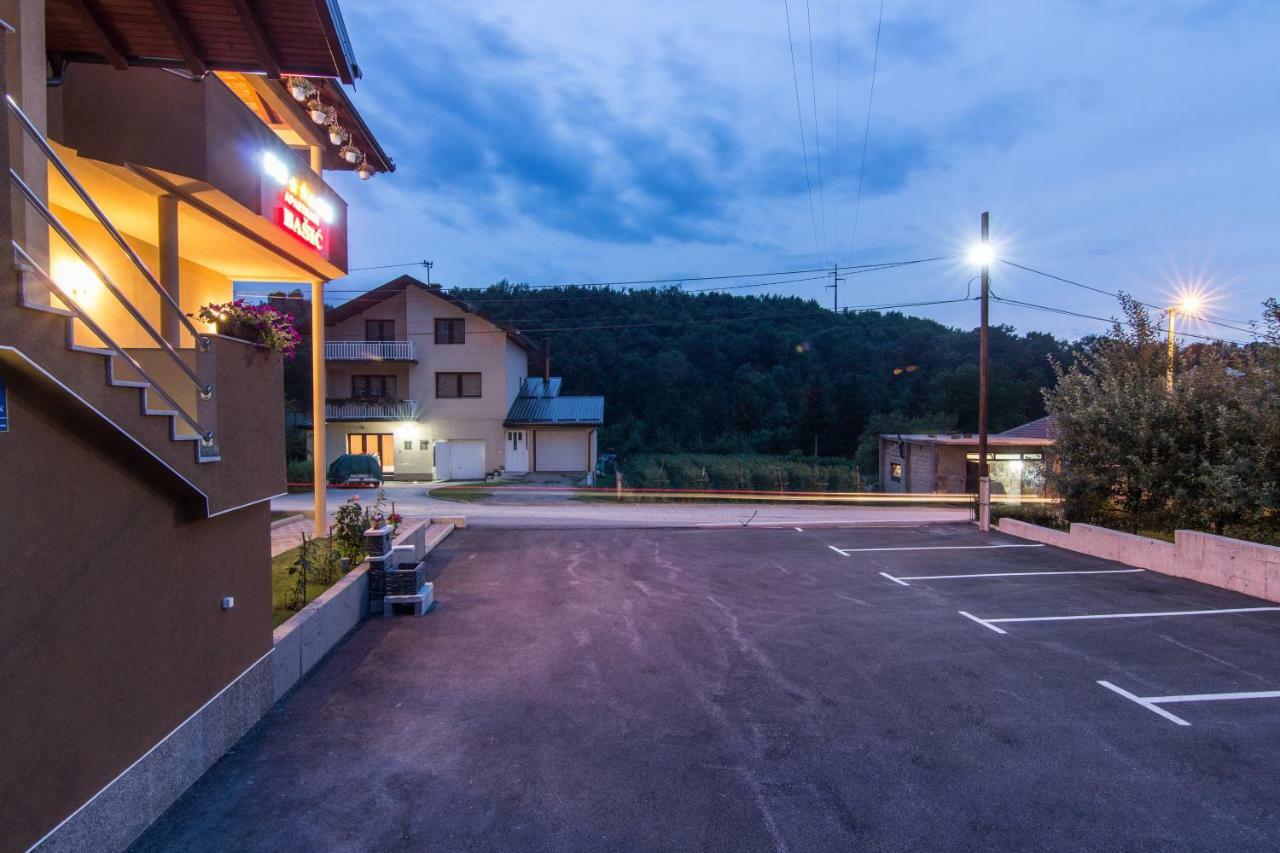 Apartments Basic Високо Экстерьер фото